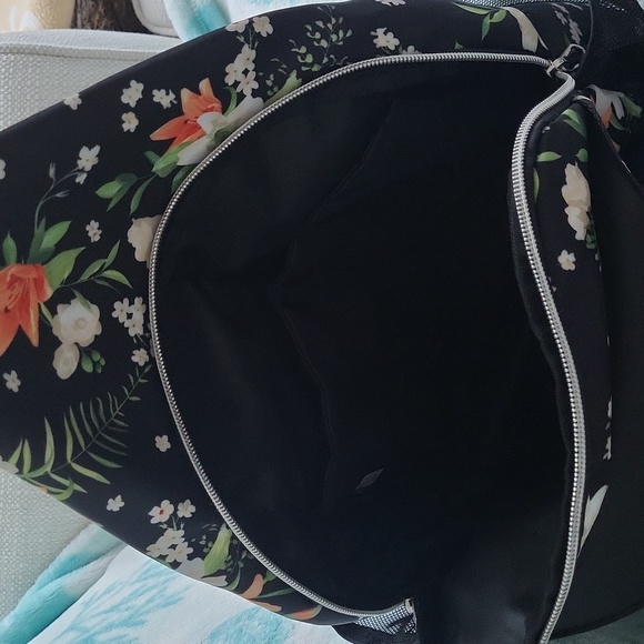 Mosiso Sling Backpack - Picture 5 of 12